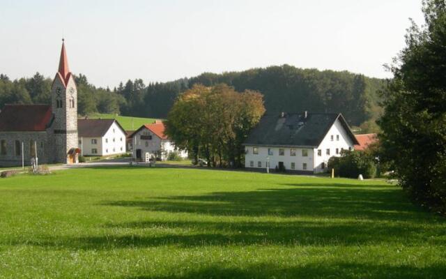 Gasthof-Pension Zum Haugstein - Familie Eder