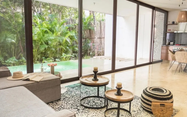 Bajo Cielo 107 By Lockey