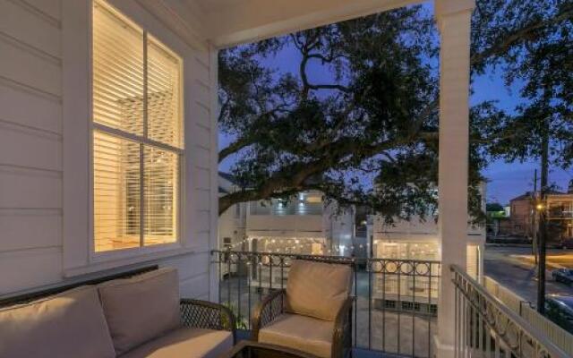 3BR Loft on Carondelet by Hosteeva