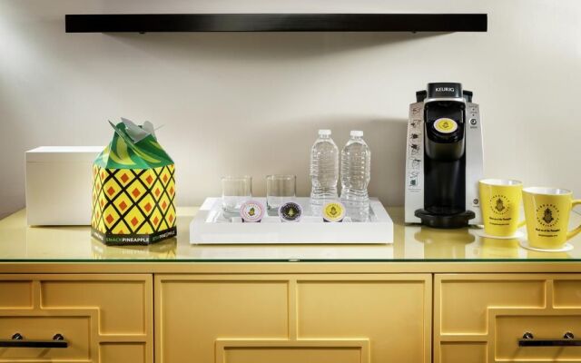 Staypineapple, An Elegant Hotel, Union Square