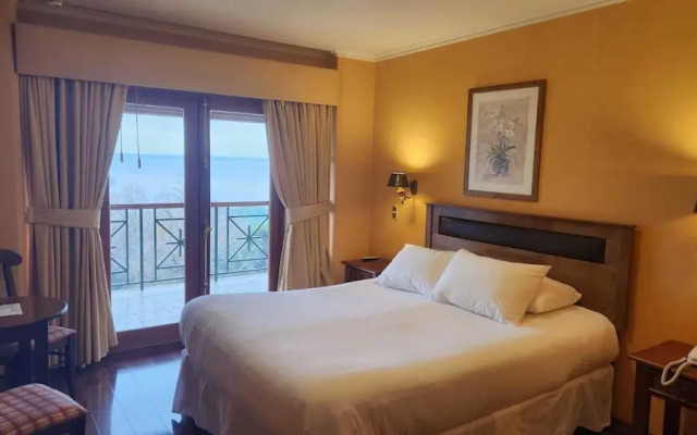 Hotel y Cabañas Lago Ranco - Caja Los Andes