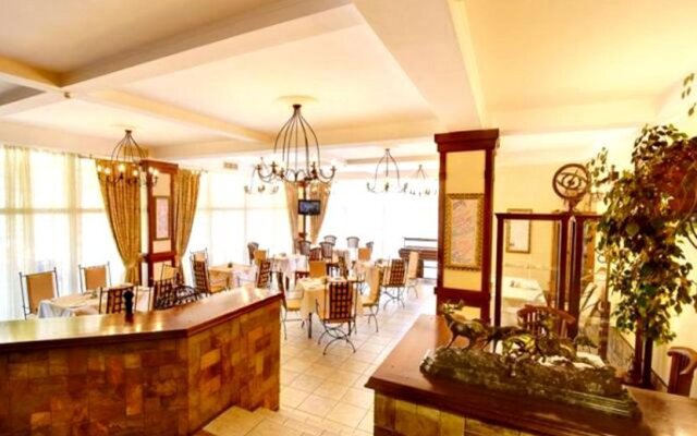 Tavria Hotel