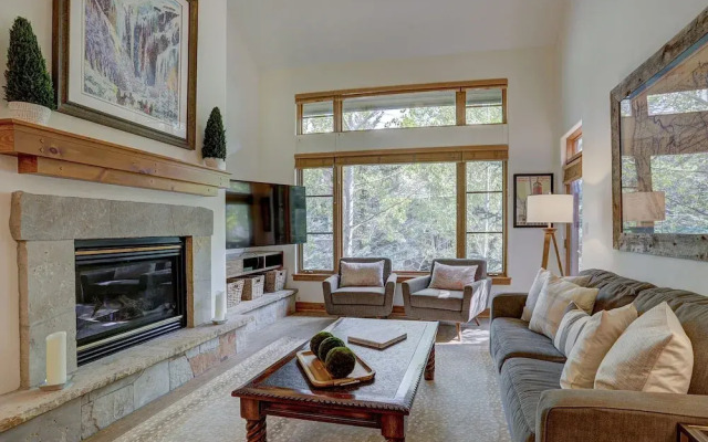 Arrowhead Village 310PC - 2 Br Condo