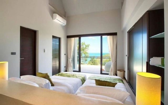 Villa Moonshadow