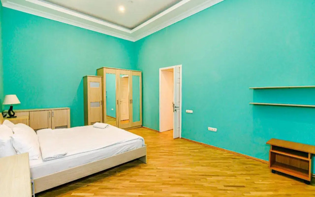 Nizami Street Vip Mado House