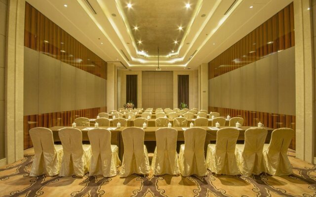 Xian Titan Senbo Hotel