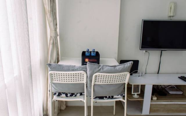 Nice Studio Apartment At Bintaro Plaza Residence Altiz Tower