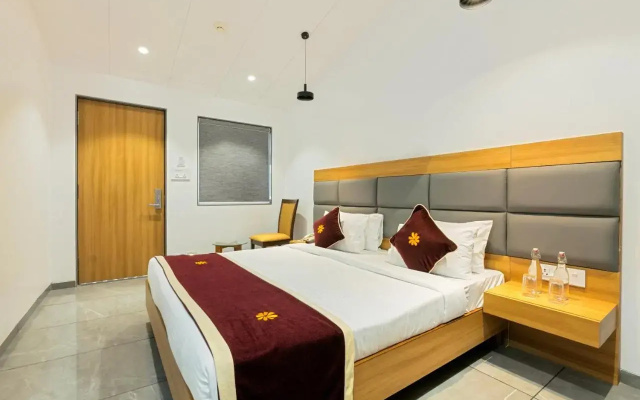 Gold Beach Villa