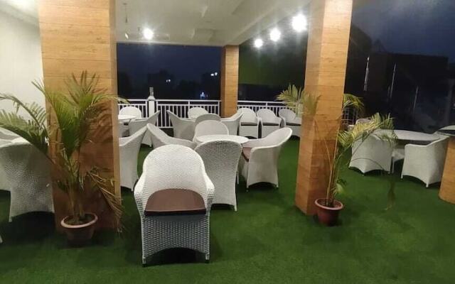 Poddar Residency