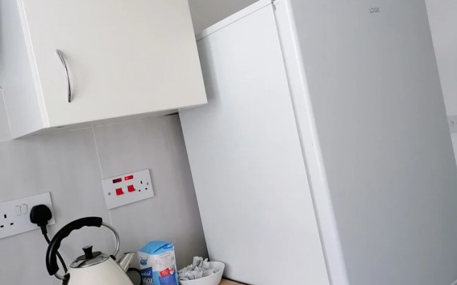 Charming 1-bed Apartment in Coventry