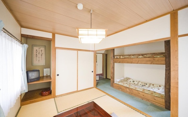 Alpine Inn Mizushiro – Guest Rooms – Matsumoto