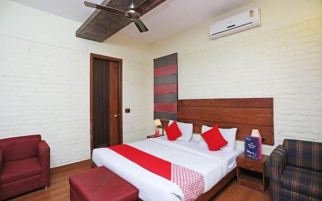 The Townhouse By FabHotel