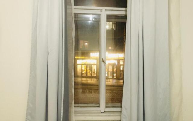 aparthotel in square Praha 2