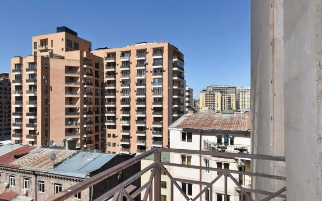 Teryan street, 4 bedrooms Luxury, Unique apartment TT888
