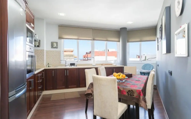 Live Las Aguas House