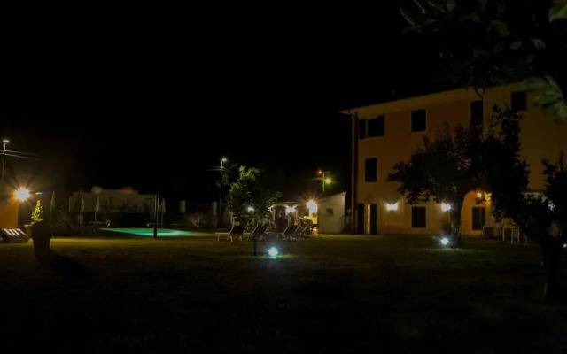 Garden Relays Villa Rosy