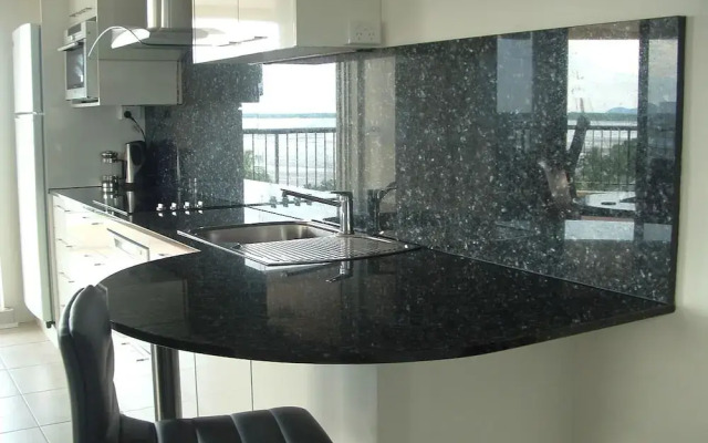 Cairns Apartment Esplanade Ocean Views