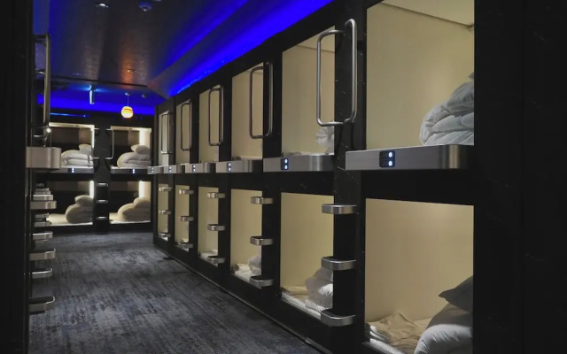 Capsule Hostel Beppu Tower