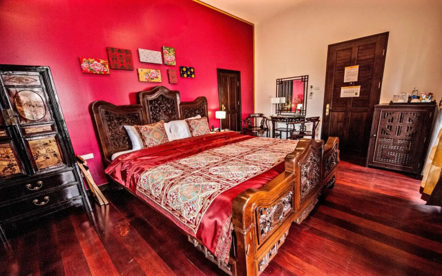 Songkhla Tae Raek Antique Hotel