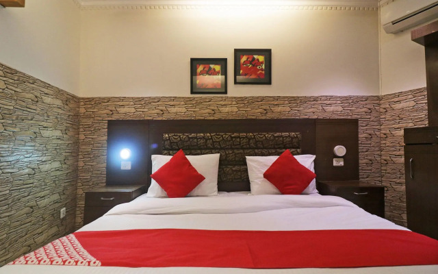 OYO 49069 A Suites