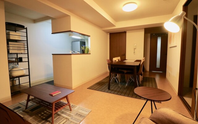 Sepia yamanote room403