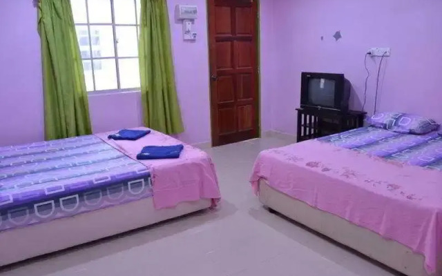 Tanjung Malie Beach Motel