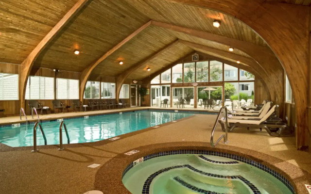 Rockport Inn And Suites