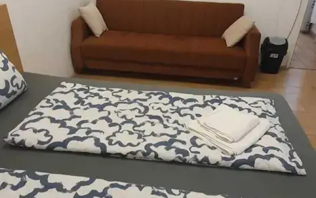 Affordable 2BR Stay 15 Min Enkplatz