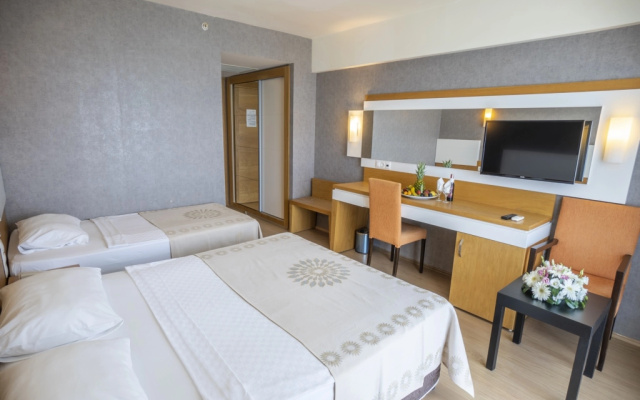 Mc Arancia Resort Hotel