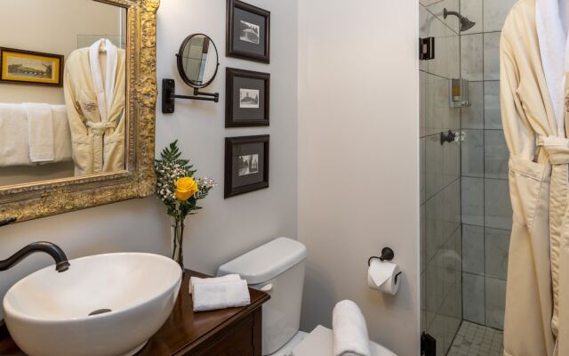 Arsenic and Old Lace B&B