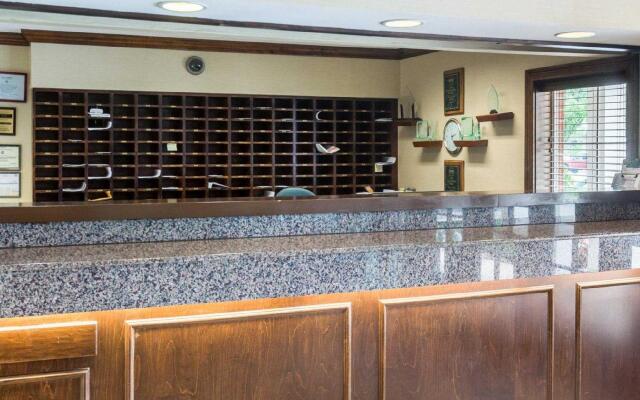 Suburban Extended Stay Hotel Hampton