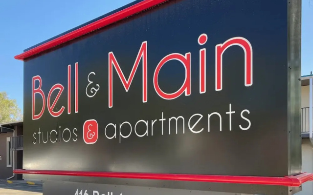 Bell & Main Studios 102