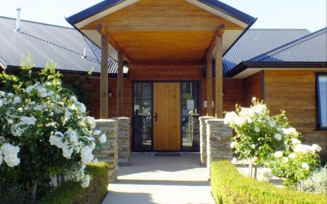 Wanaka Alpine Lodge