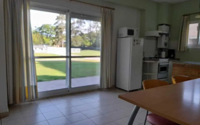 Los Robles Apart Hotel