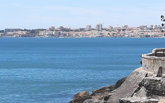 Cascais/Estoril Beachfront Apts