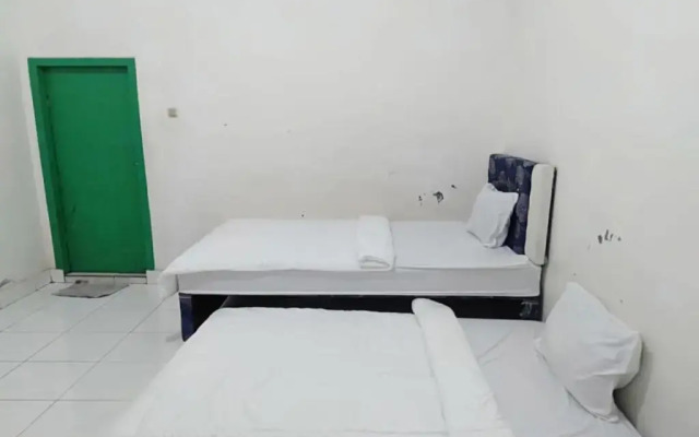 EXPRESS O 91436 Mess Sadam