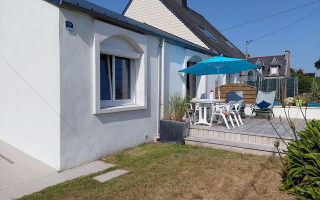 Beachfront Apartment in Plouguerneau