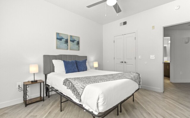 CozySuites at Glendale