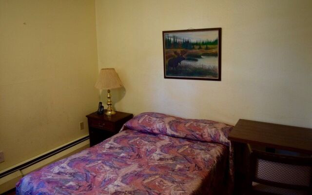 Brookside Inn