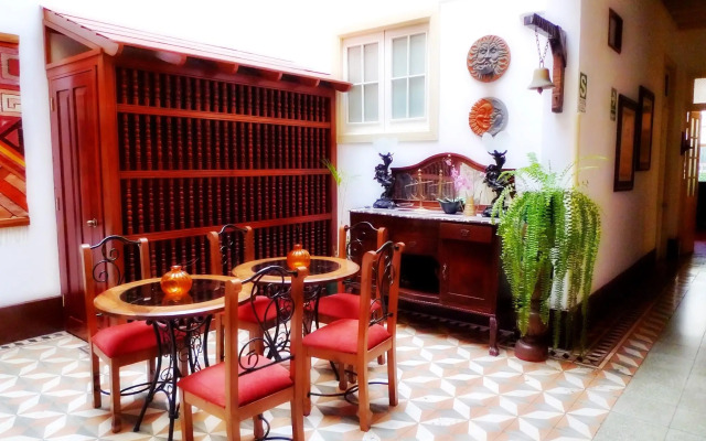 Hostal Porta