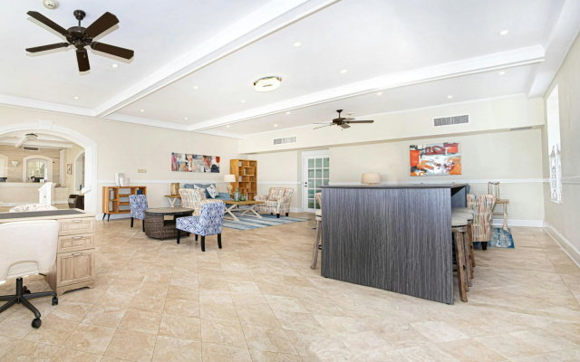 Savannah Beach Club Hotel
