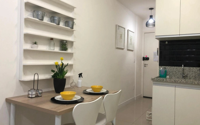 Flat Granja Viana - espaço e conforto