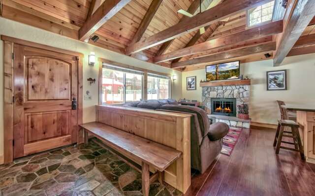 1581 Tionontati St Home