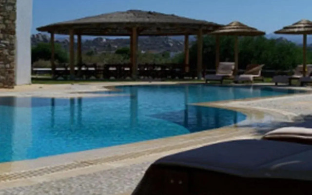 Plaka Hotel II
