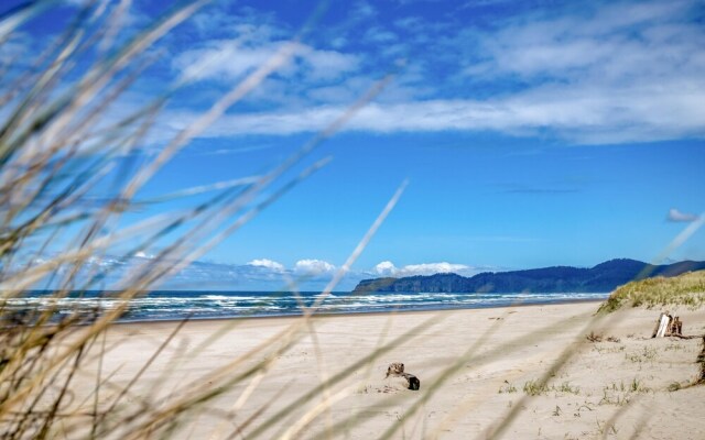 Sister's Beach Retreat
