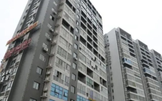 Liuyang Tulip Theme Apartment