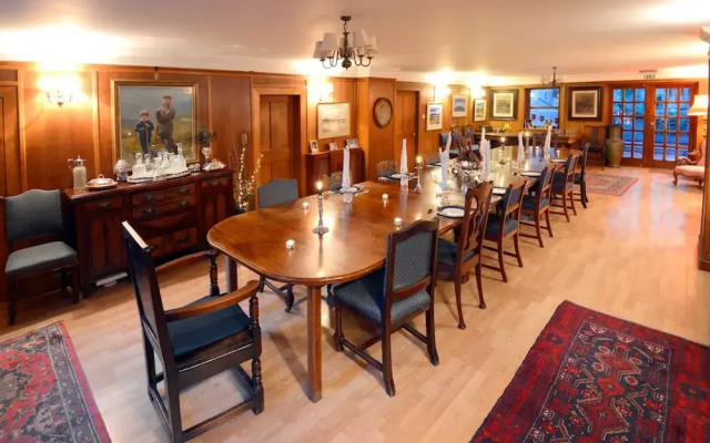 OYO Craigadam Hotel