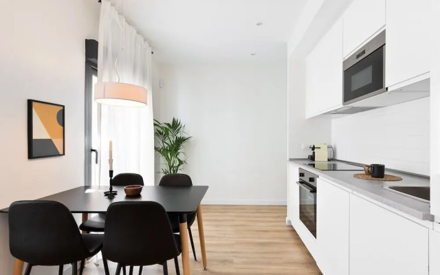 Urban Chill Apartments By Olala Homes
