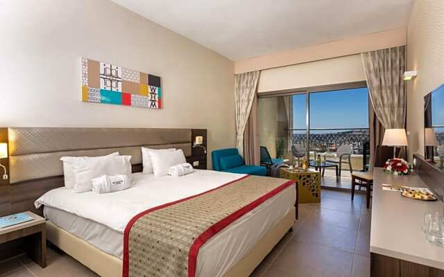 Ramada Olivie Nazareth