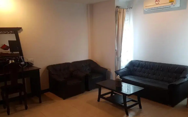 Wangburapa Grand Hotel